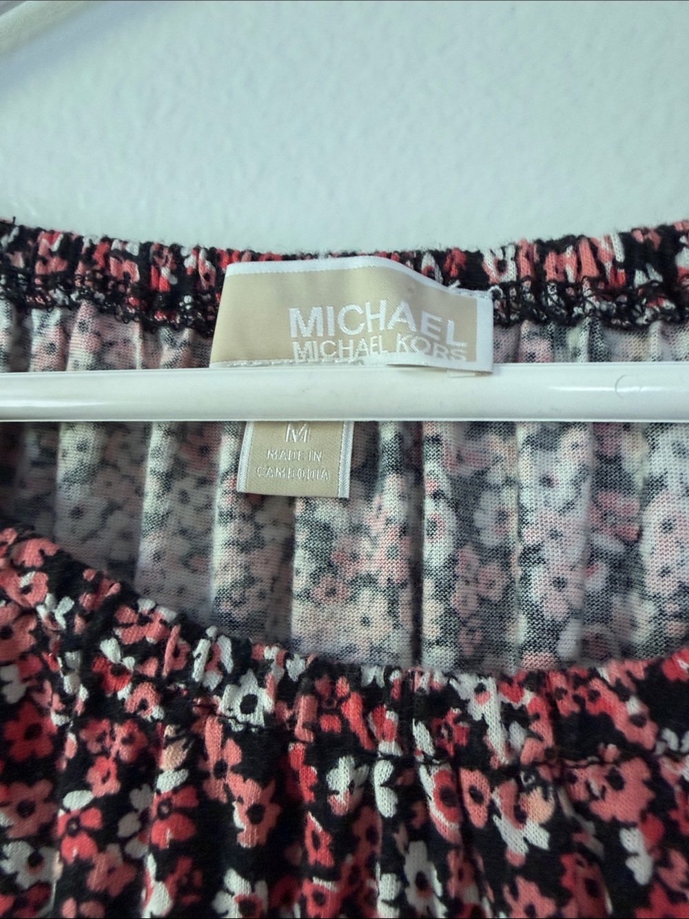 Cute and comfy designer top! - Picture 2 of 6